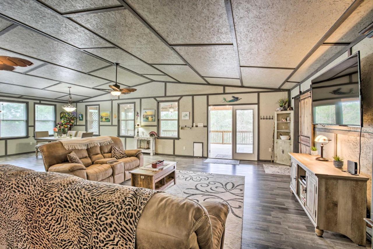 Waterfront Bay St Louis Beach House With Deck! Bay St. Louis Bagian luar foto