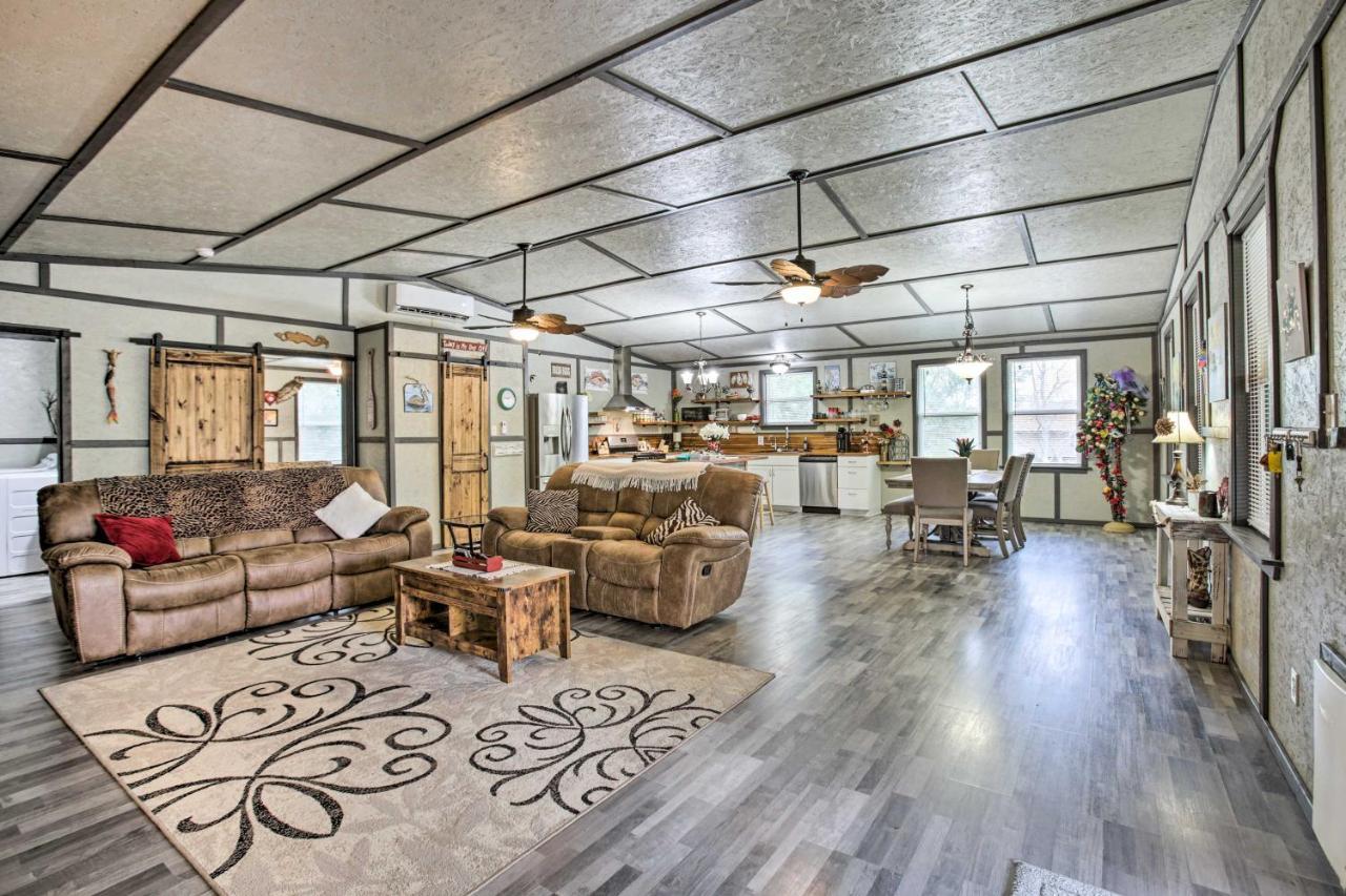 Waterfront Bay St Louis Beach House With Deck! Bay St. Louis Bagian luar foto